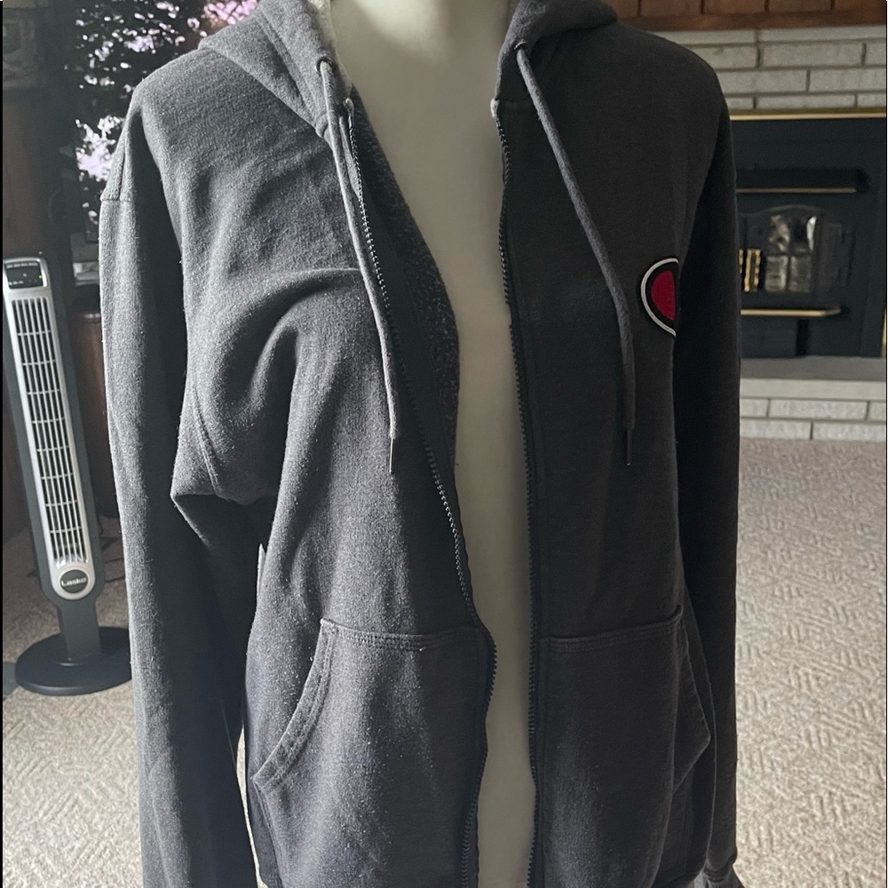 Champions used hoodie size medium